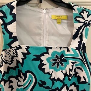 Double win with Banana Republic and Lilly Pulitzer dress